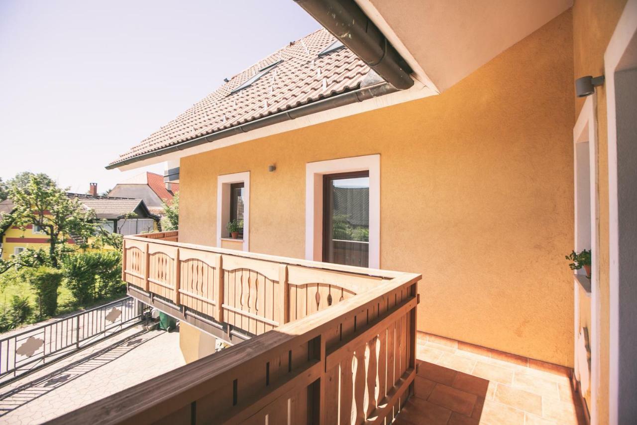 Mama Mia Apartment